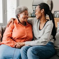 5 Tips to Help Support Senior Independence in Aging Parents