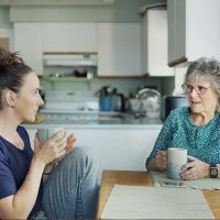 4 Simple Ways to Stay Connected in Spite of Dementia