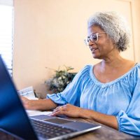 Why So Many Older Adults Are Using Artificial Intelligence