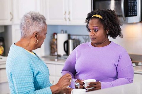 A woman talks with her mother about her dementia diagnosis.